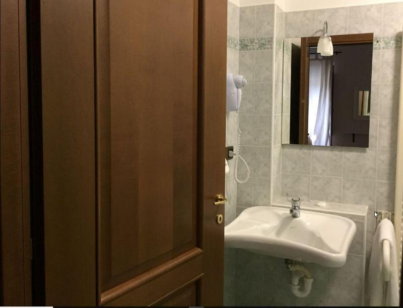 Hotel Martin ヴォルピャーノ エクステリア 写真