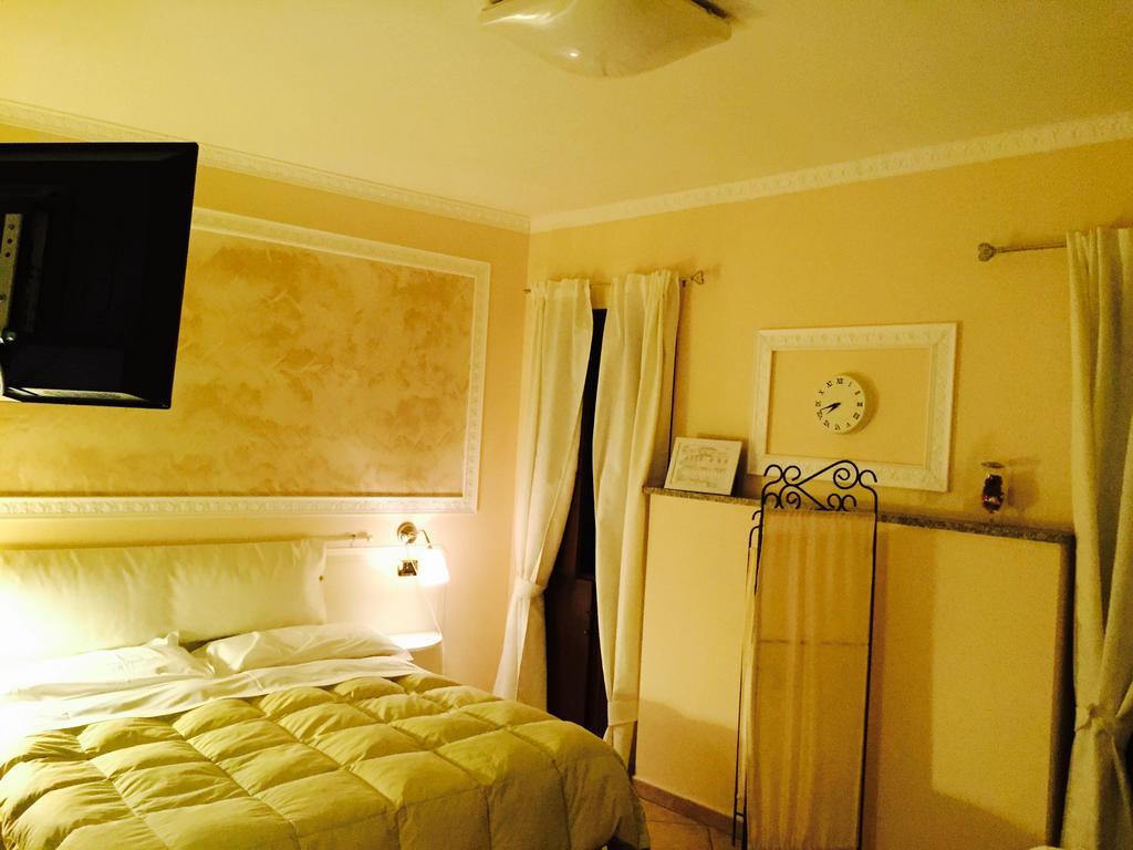 Hotel Martin ヴォルピャーノ エクステリア 写真