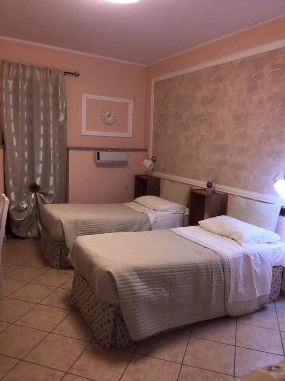 Hotel Martin ヴォルピャーノ エクステリア 写真